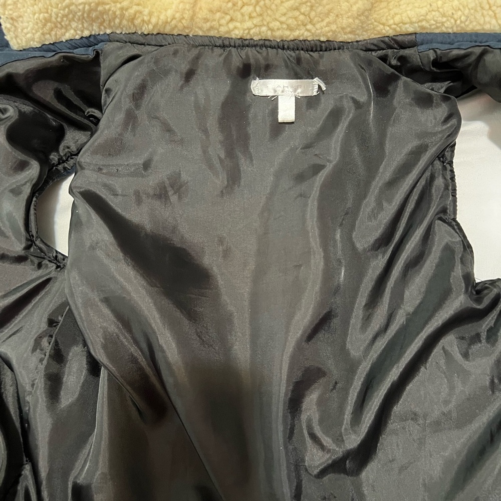 Tahari Boy Vest Size 6/7 Navy Blue Full Zip Pockets Hoodie Jacket - Picture 6 of 6